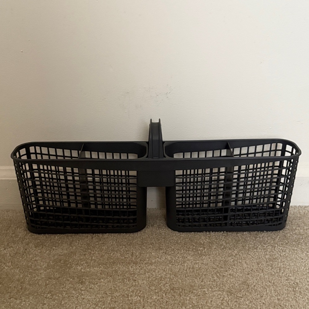 WD28X27753 OEM Hotpoint Dishwasher Silverware basket for HDF330PGR3BB and more